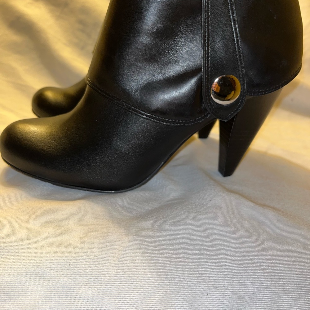 Matisse Ellen Black Leather Ankle Boot women’s Size 7.5 LIKE NEW - Picture 6 of 10